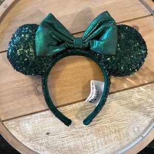 Green sequin Minnie ears